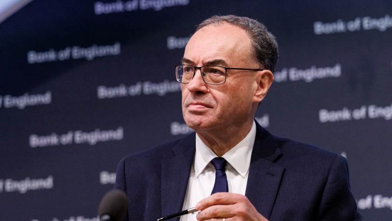 بنك إنجلترا يخفض الفائدة إلى 4.25% وسط تباطؤ التضخم