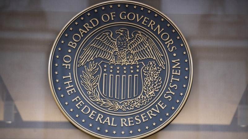 الفيدرالي يشترط تراجع التضخم قبل خفض الفائدة