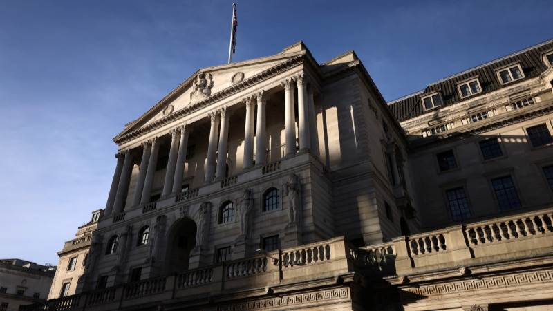 بنك إنجلترا يُبقي على سعر الفائدة دون تغيير
