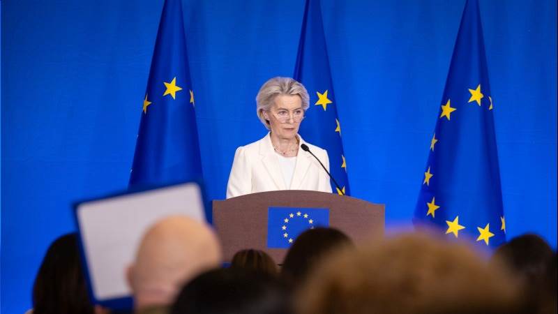 اتفاق تجاري محتمل بين واشنطن وبروكسل وسط تقارير عن رسوم جديدة وتمويل ضخم لصفقة الطاقة